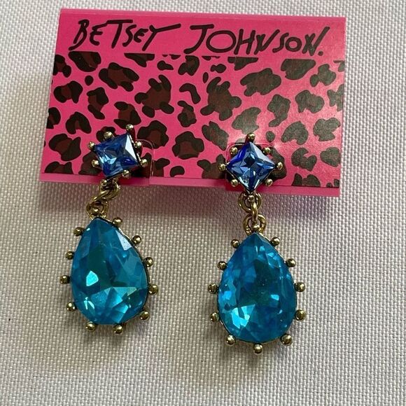 Betsey Johnson Rhinestone Bling Earrings New - Picture 4 of 4